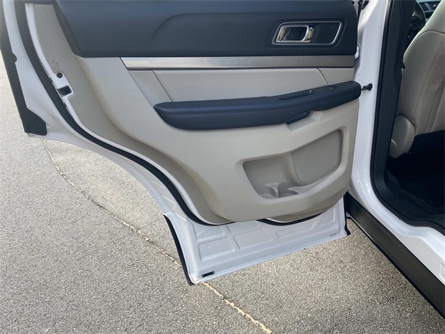 2018 Ford Explorer XLT photo 12
