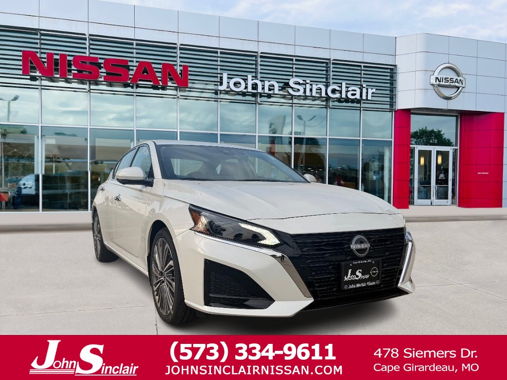 2025 Nissan Altima SL's photo