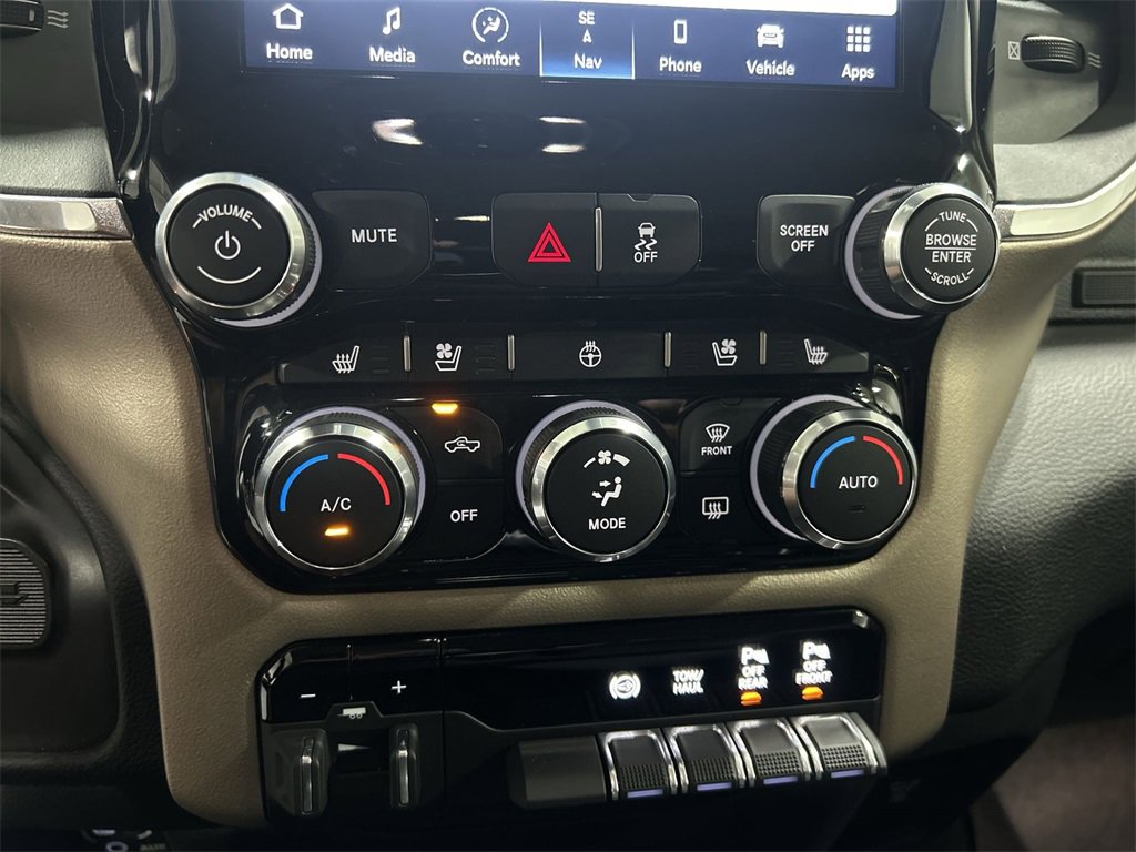 2022 Ram 2500 Laramie photo 14