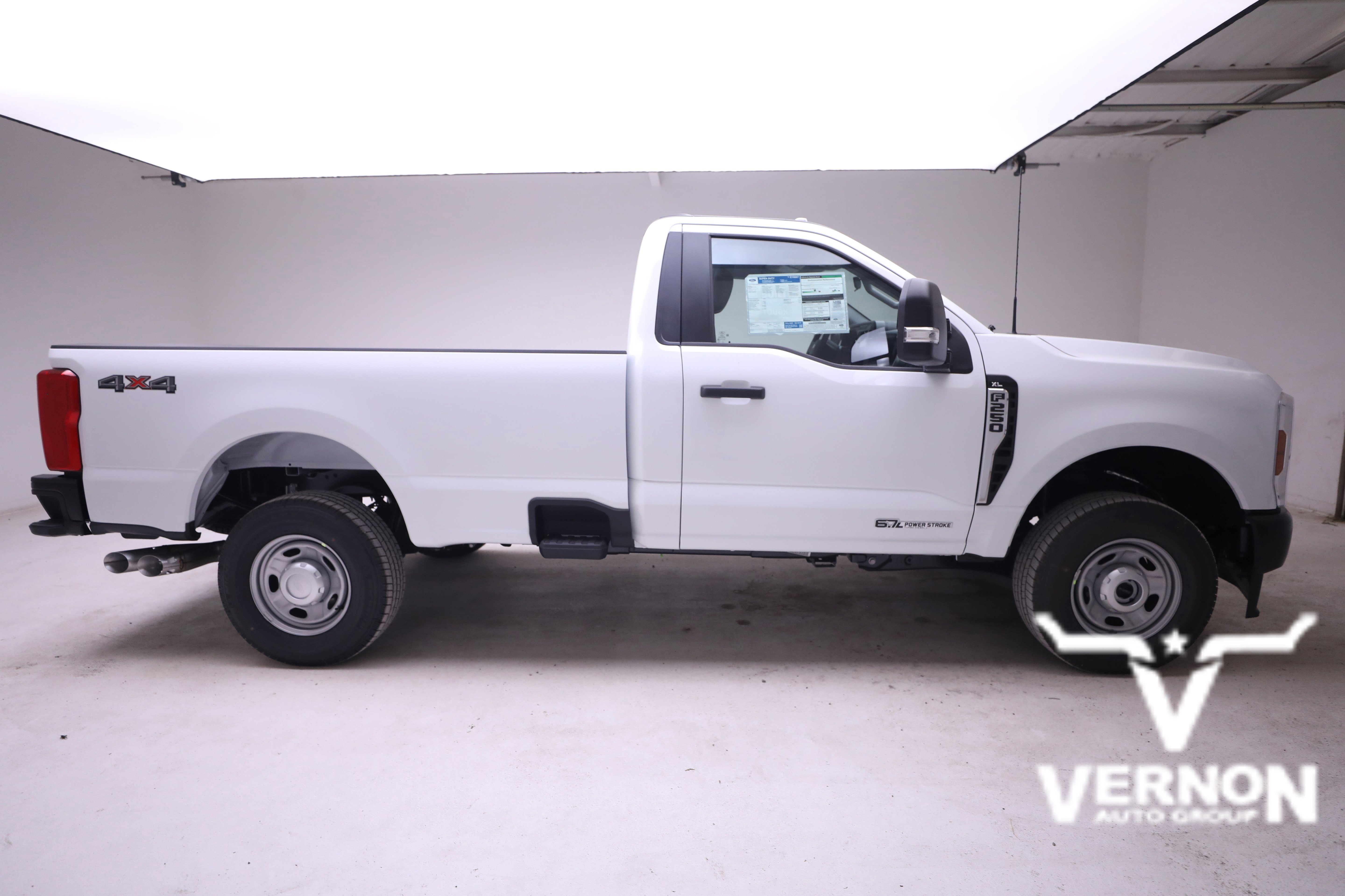 2026 Ford F-250 XL photo 4