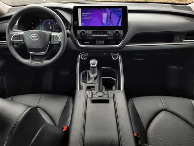 2024 Toyota Grand Highlander XLE photo 27