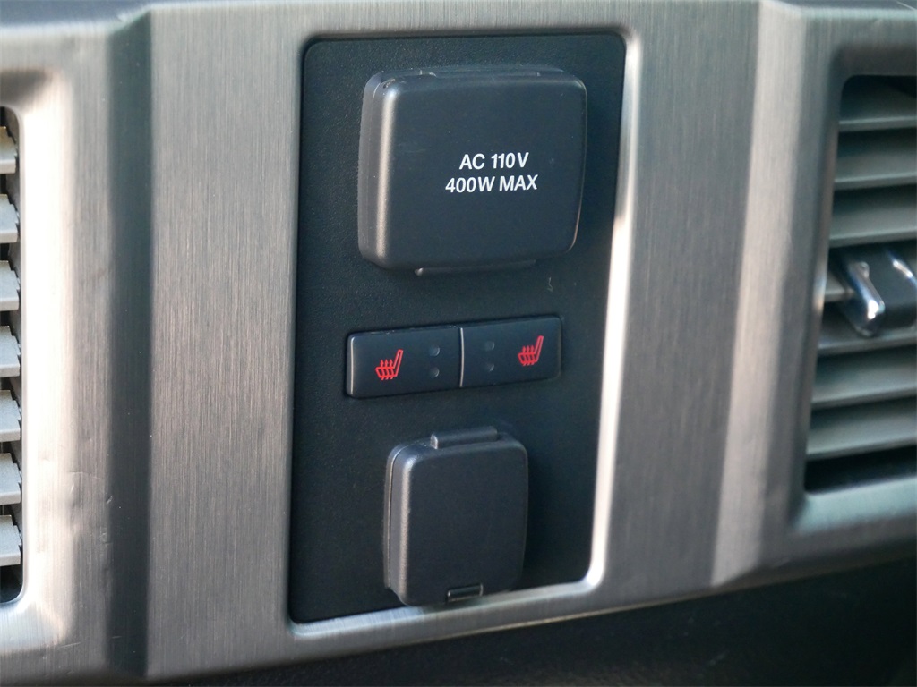 2015 Ford F-150 Platinum photo 14