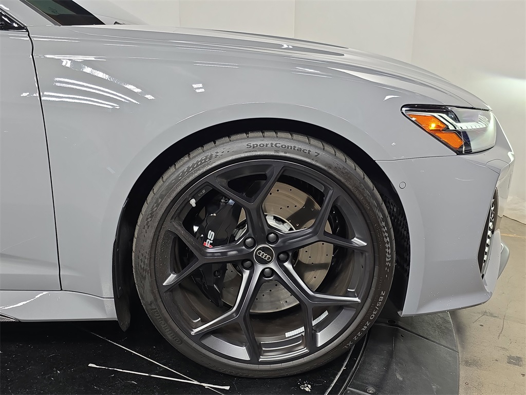 2025 Audi RS 6 Avant Performance Base photo 11