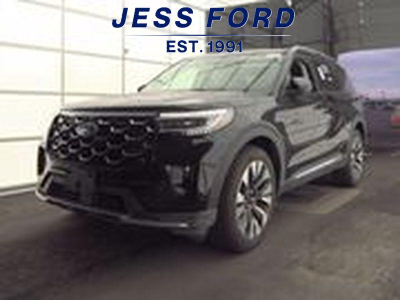 2025 Ford Explorer Platinum's photo