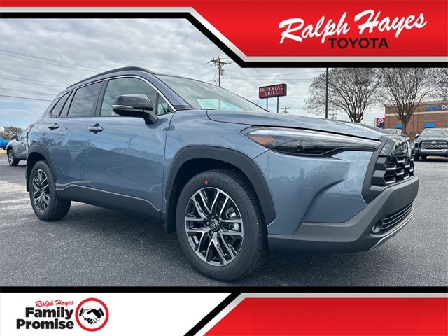 2026 Toyota Corolla Cross XLE's photo