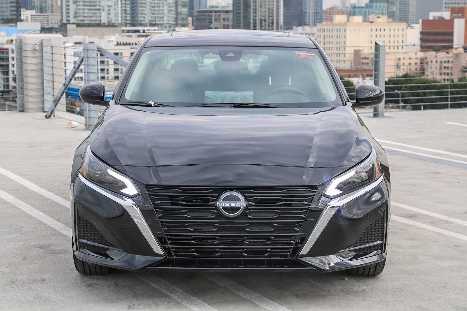 2025 Nissan Altima SV photo 2