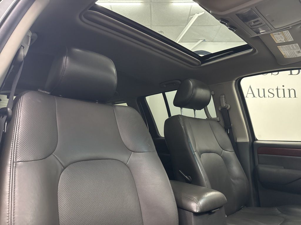 2008 Nissan Pathfinder LE photo 21