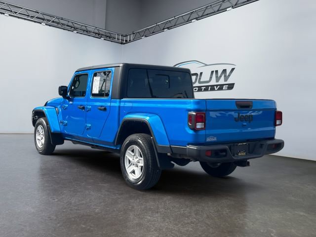 2022 Jeep Gladiator Sport S photo 4