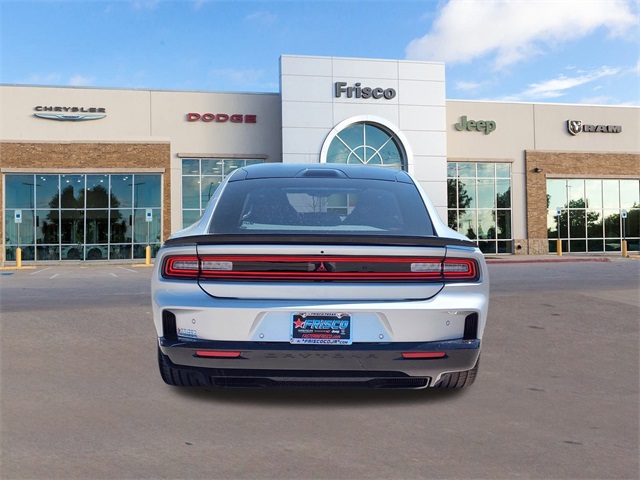 2025 Dodge Charger R/T Scat Pack photo 4