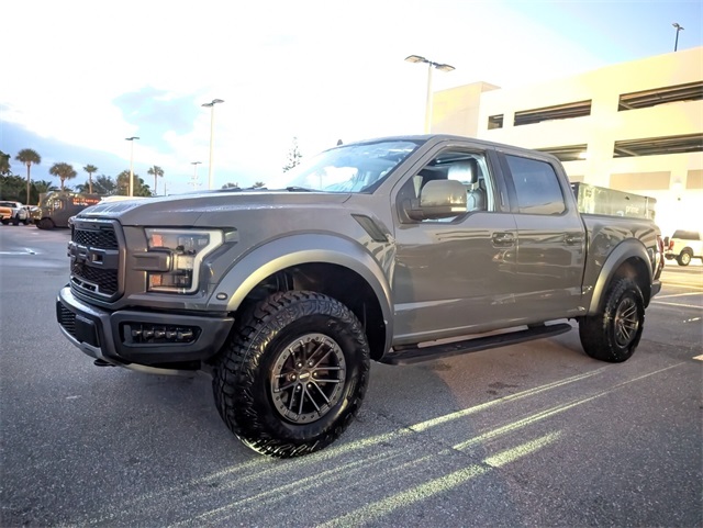 2020 Ford F-150 Raptor photo 4