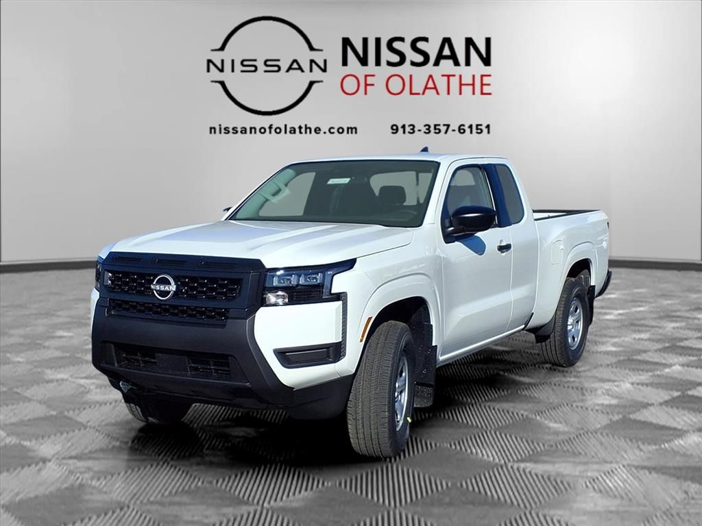 2026 Nissan Frontier S's photo