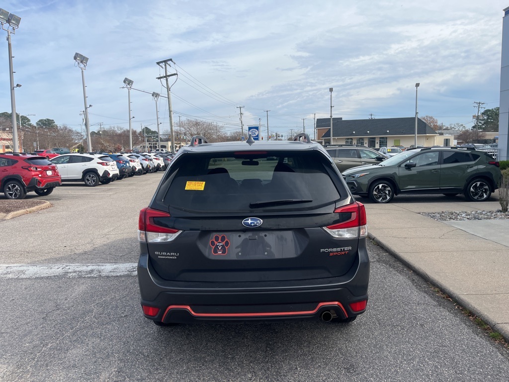 2022 Subaru Forester Sport photo 3