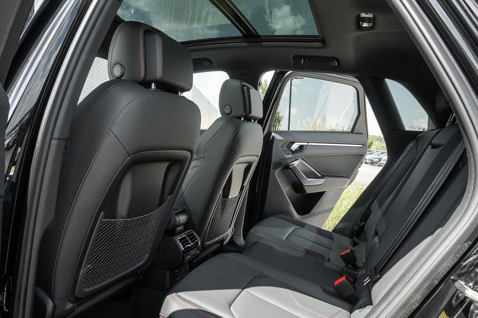2025 Audi Q3 S line Premium Plus photo 20