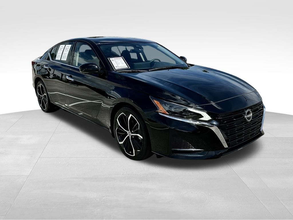 2024 Nissan Altima 2.5 SL photo 2