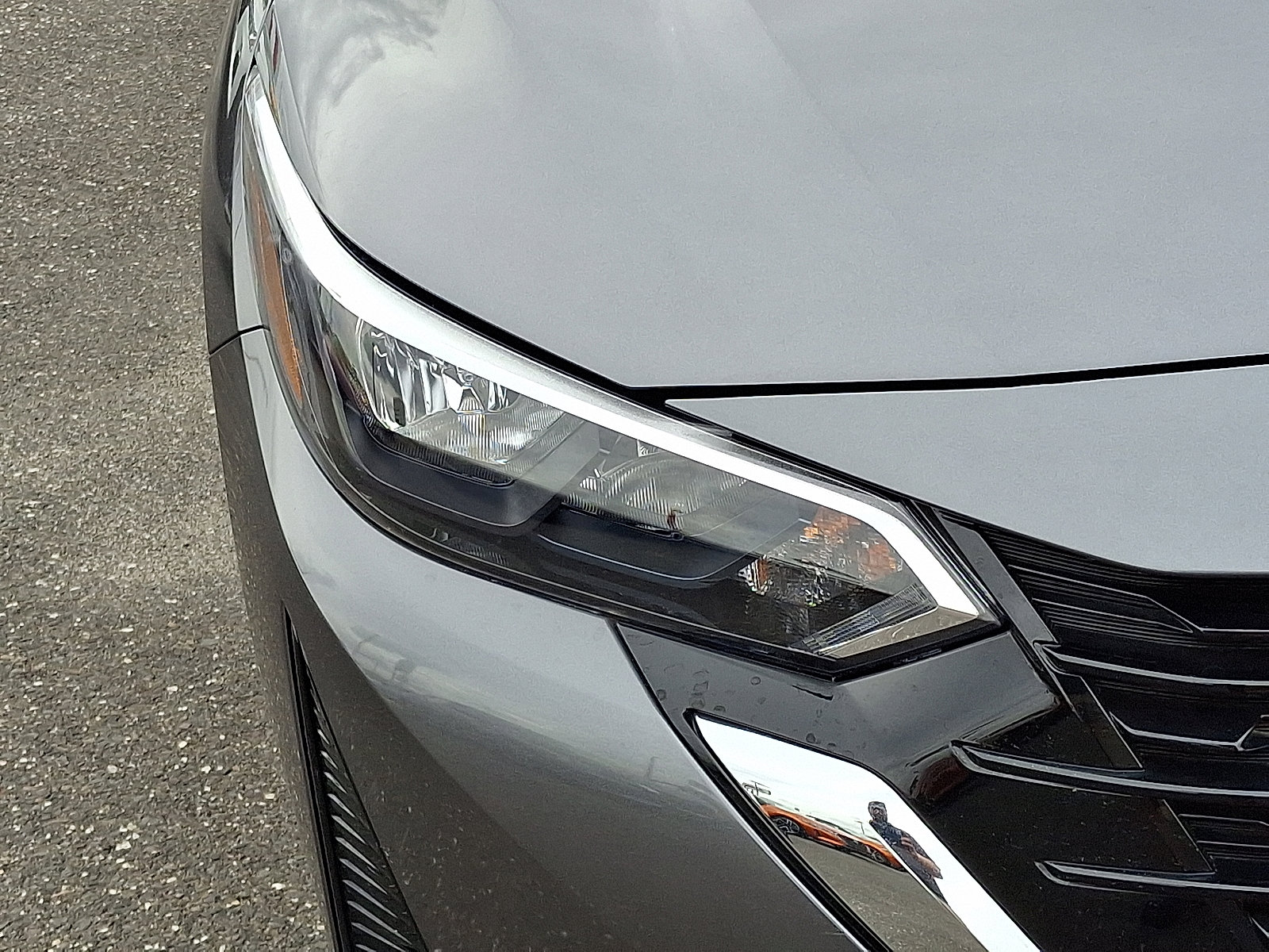 2024 Nissan Sentra SV photo 9