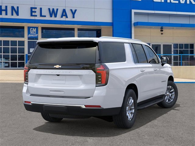 2025 Chevrolet Suburban LS photo 3