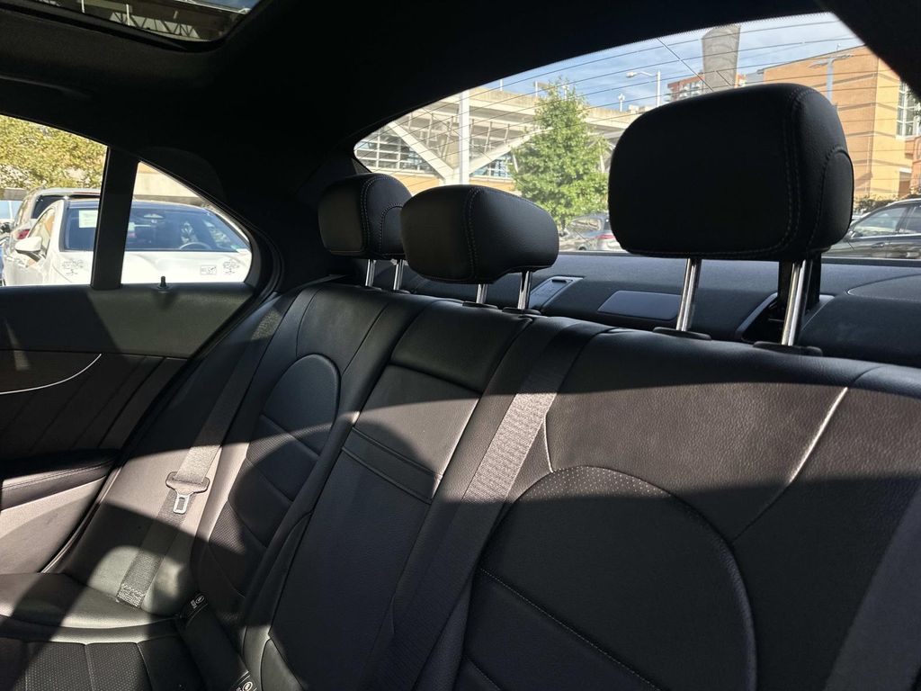 2019 Mercedes Benz C 300 photo 31