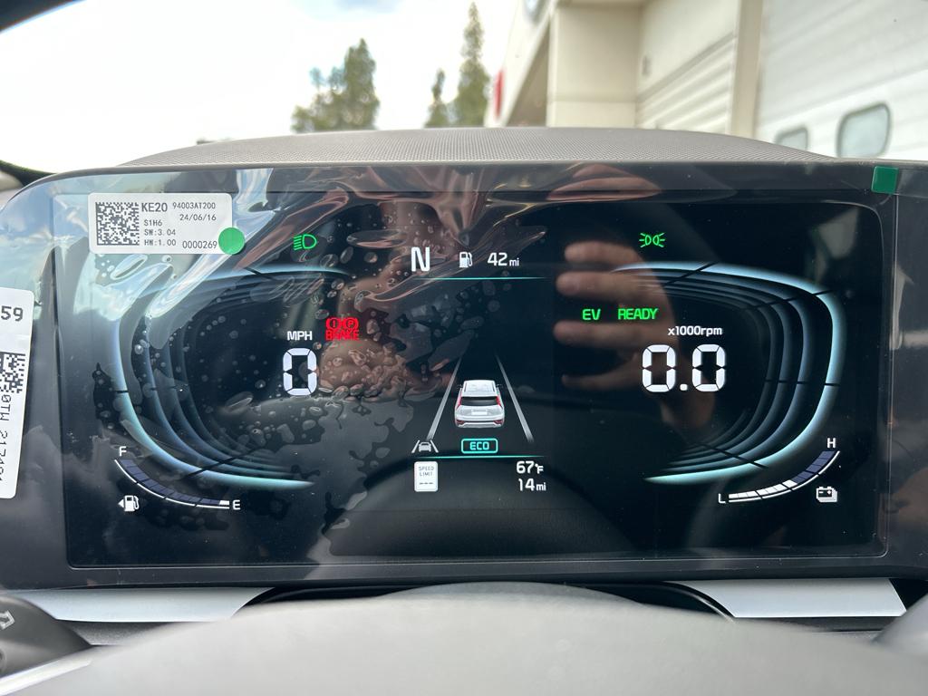 2025 Kia Niro LX photo 25