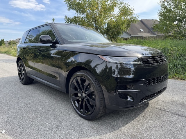 2025 Land Rover Range Rover Sport SE photo 4
