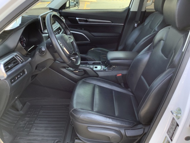 2022 Kia Telluride LX photo 13