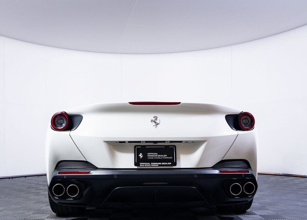 Certified Used 2020 Bianco Avus Ferrari Base image 13