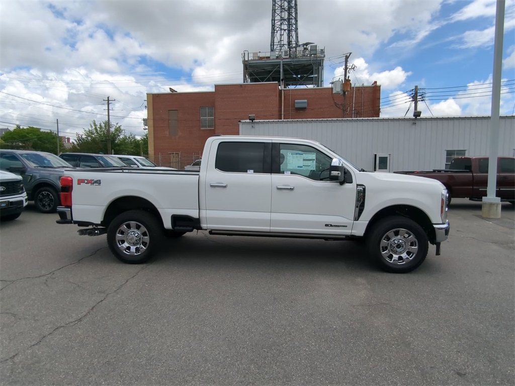 2025 Ford F-250 King Ranch photo 3
