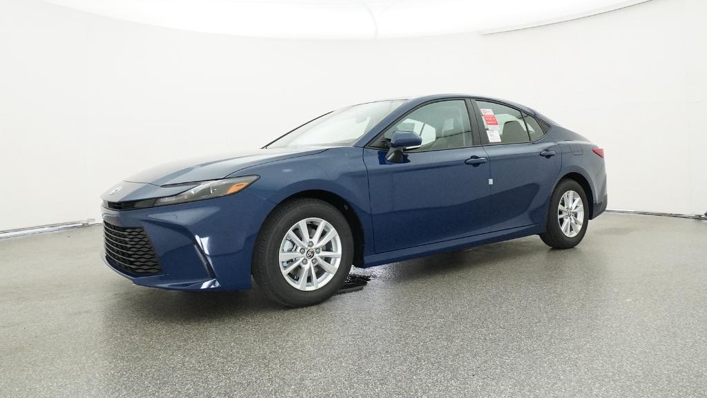 2026 Toyota Camry LE photo 4