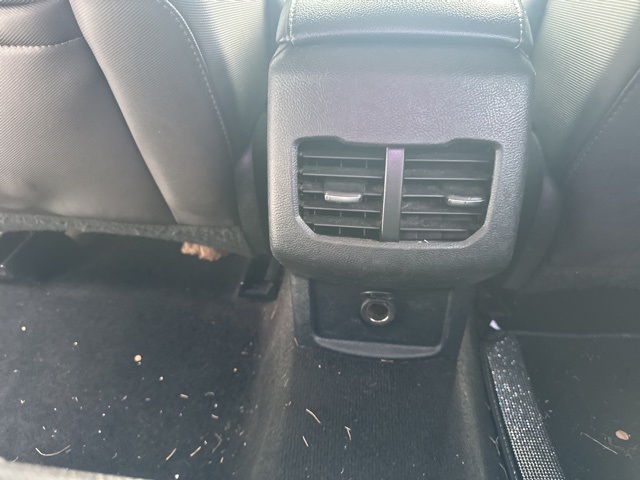 2019 Ford Fusion SE photo 2