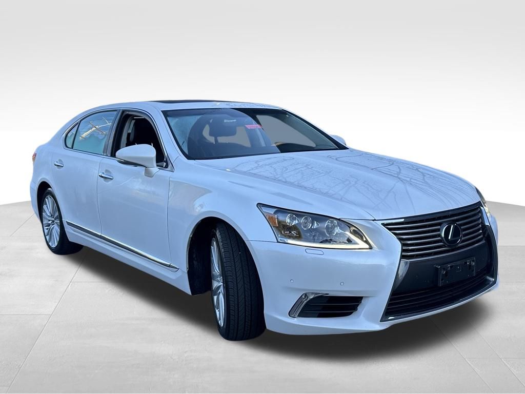 2017 Lexus LS 460 L AWD photo 3