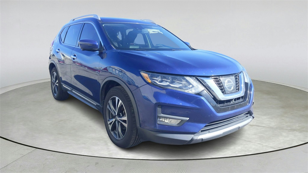 2017 Nissan Rogue SL's photo