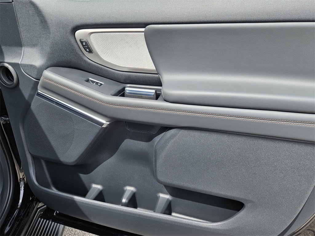 2025 Ford Expedition MAX EL photo 35