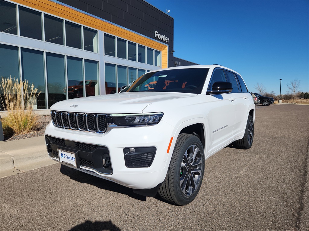 2025 Jeep Grand Cherokee Overland's photo