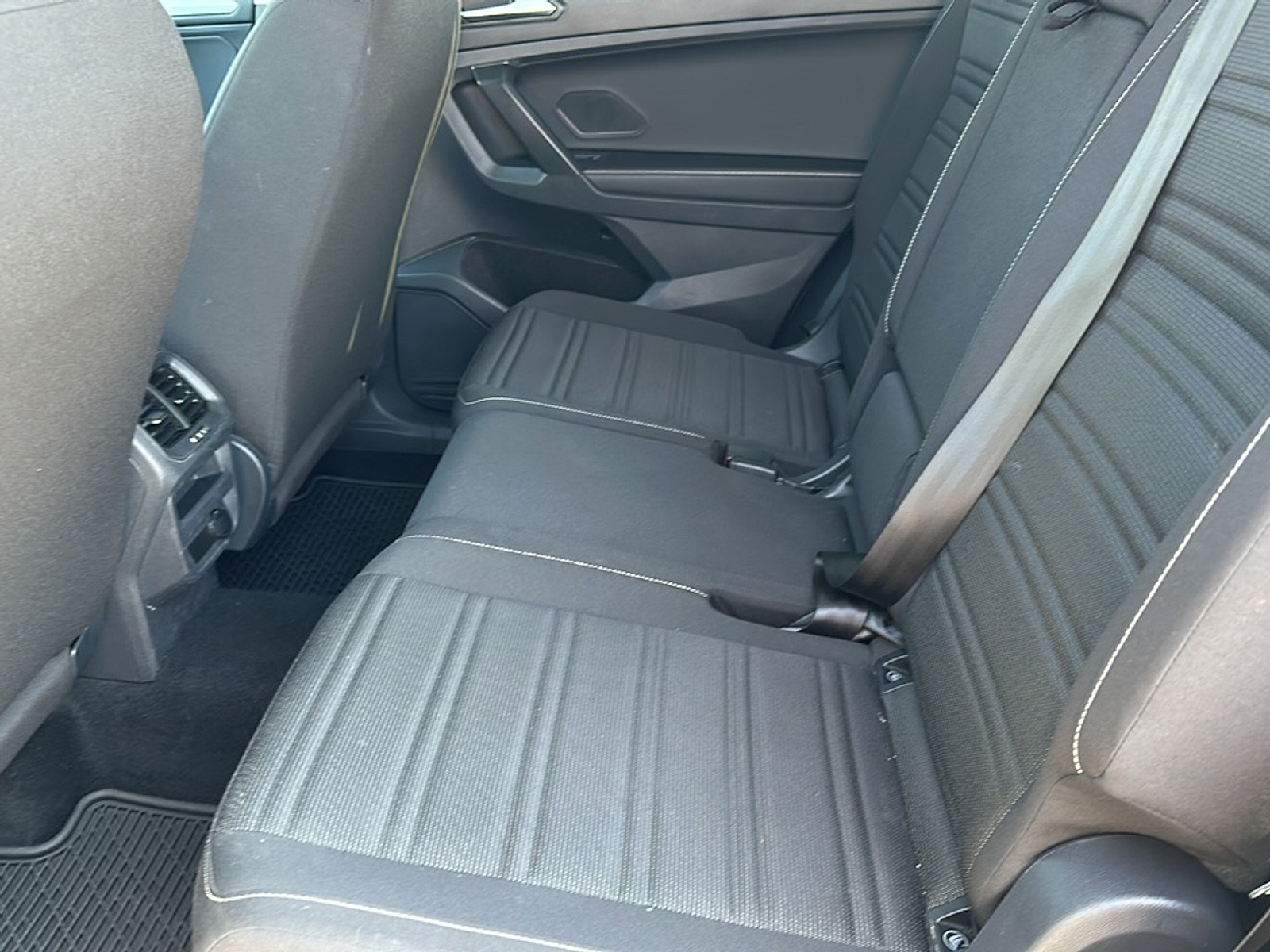 2023 Volkswagen Tiguan S photo 6