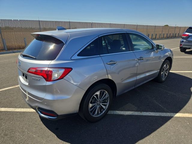 2017 Acura RDX Advance photo 4