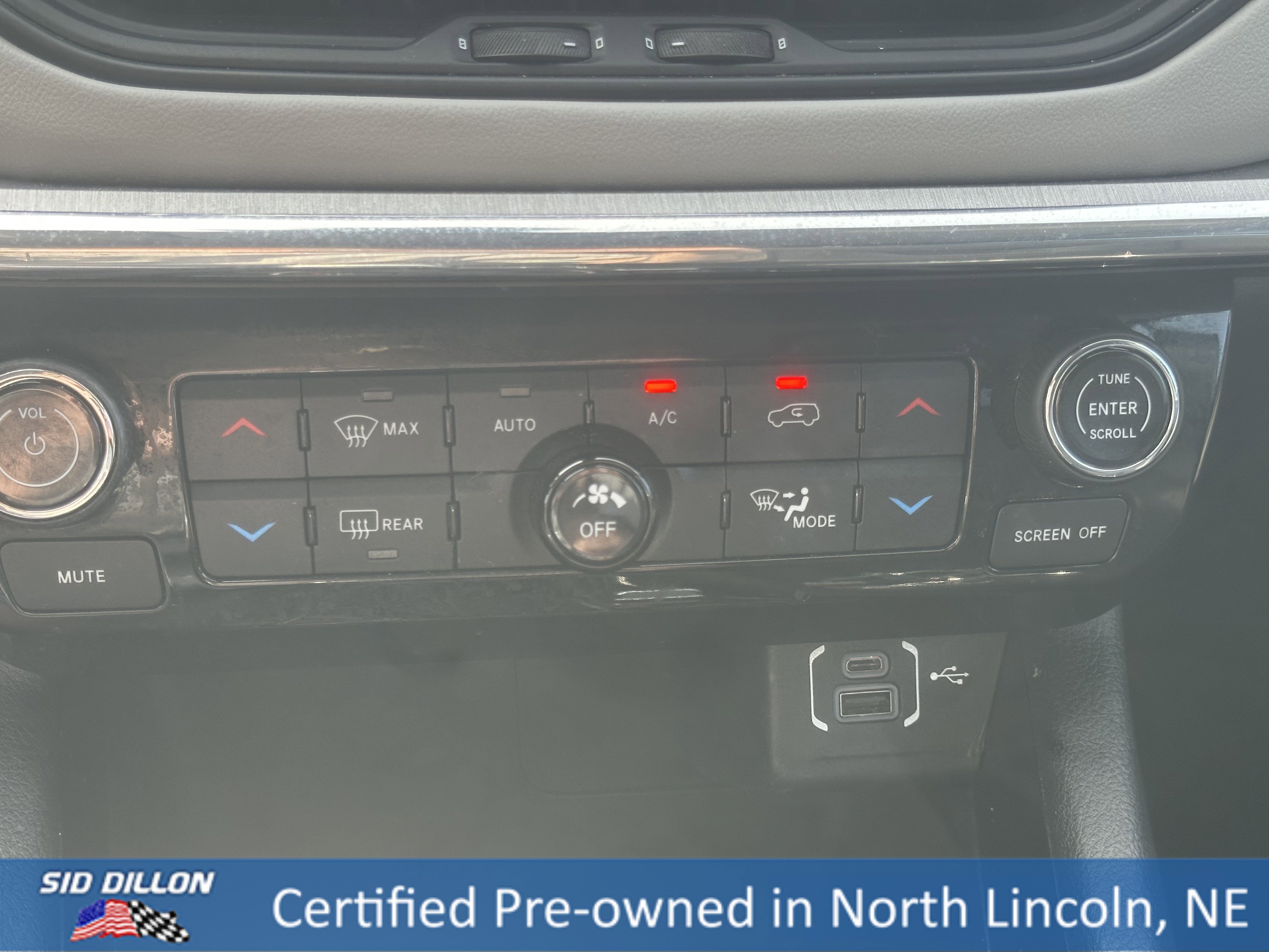 2022 Jeep Compass Limited photo 6