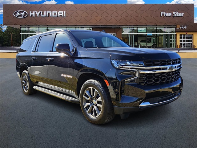 2023 Chevrolet Suburban LS's photo