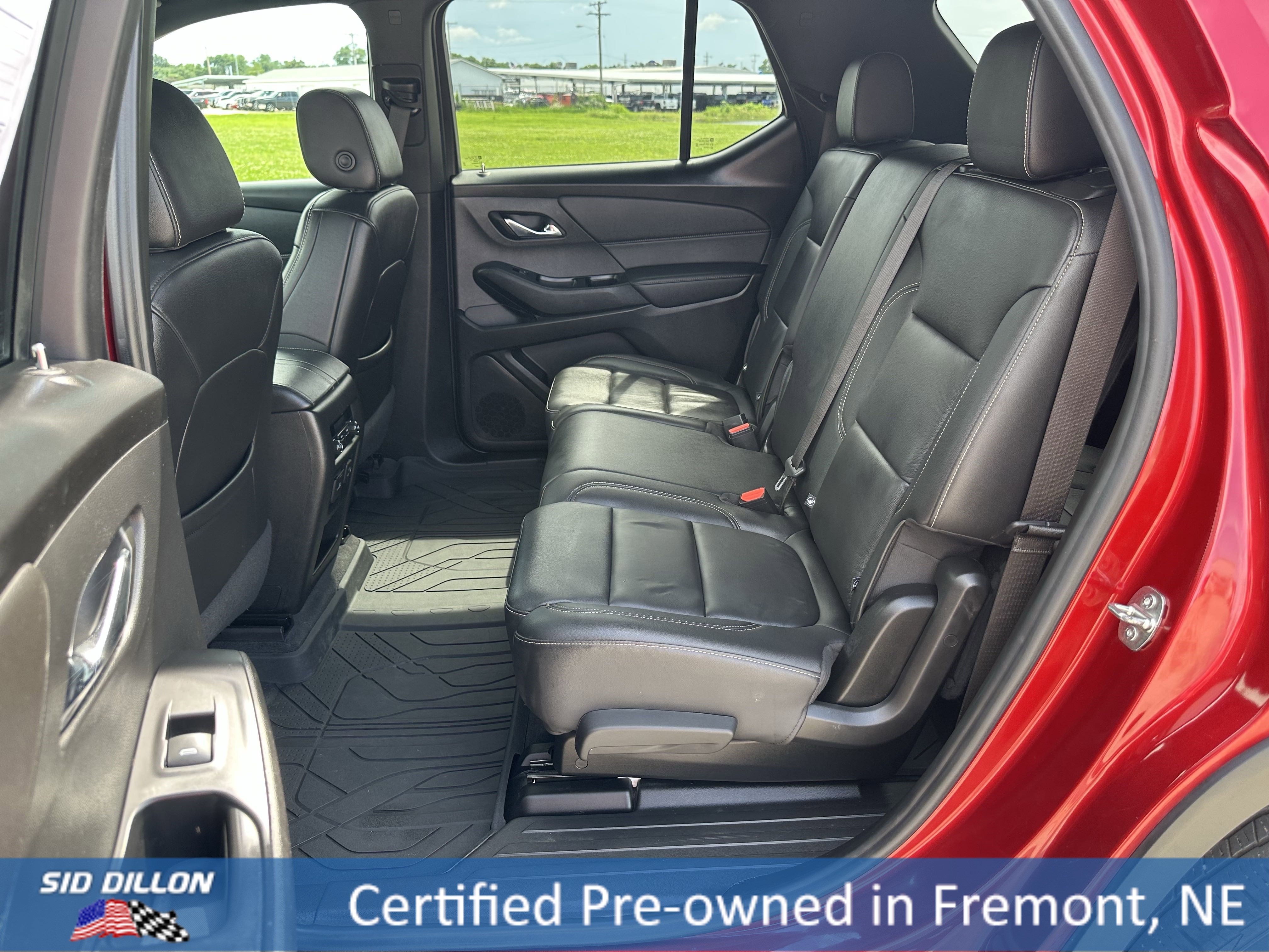 2023 Chevrolet Traverse Leather photo 7
