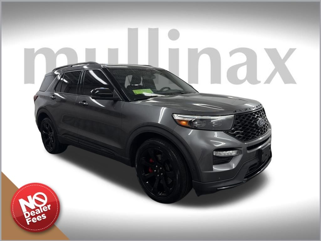 2021 Ford Explorer ST's photo