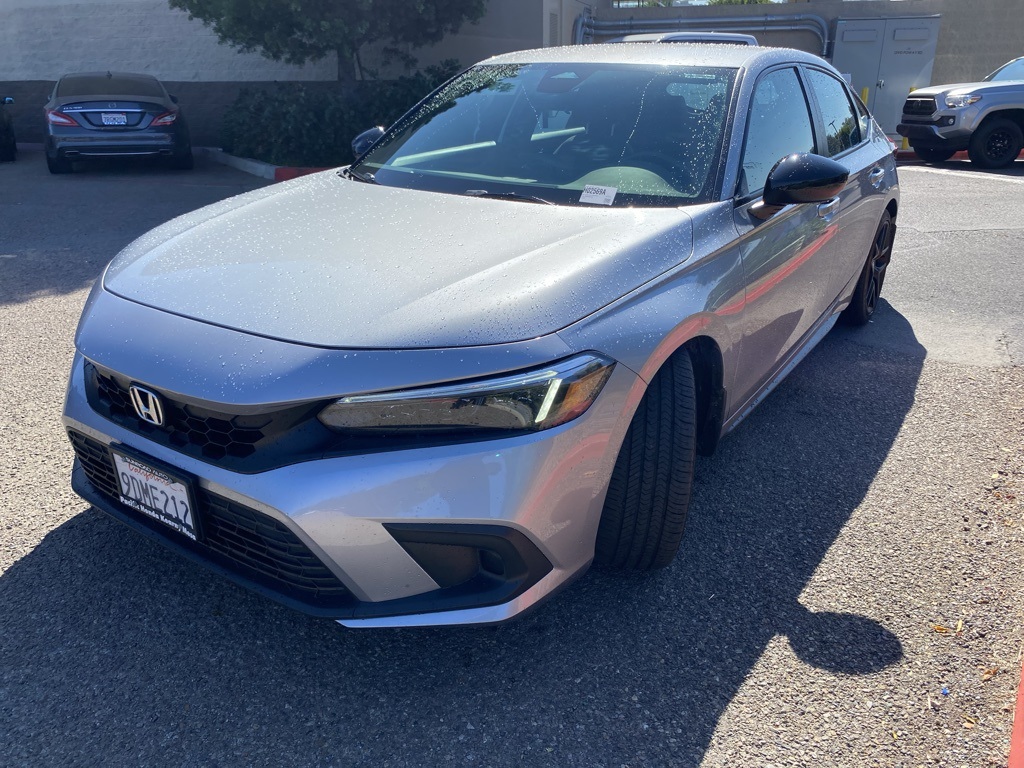 Used 2022  Honda Sport image 5