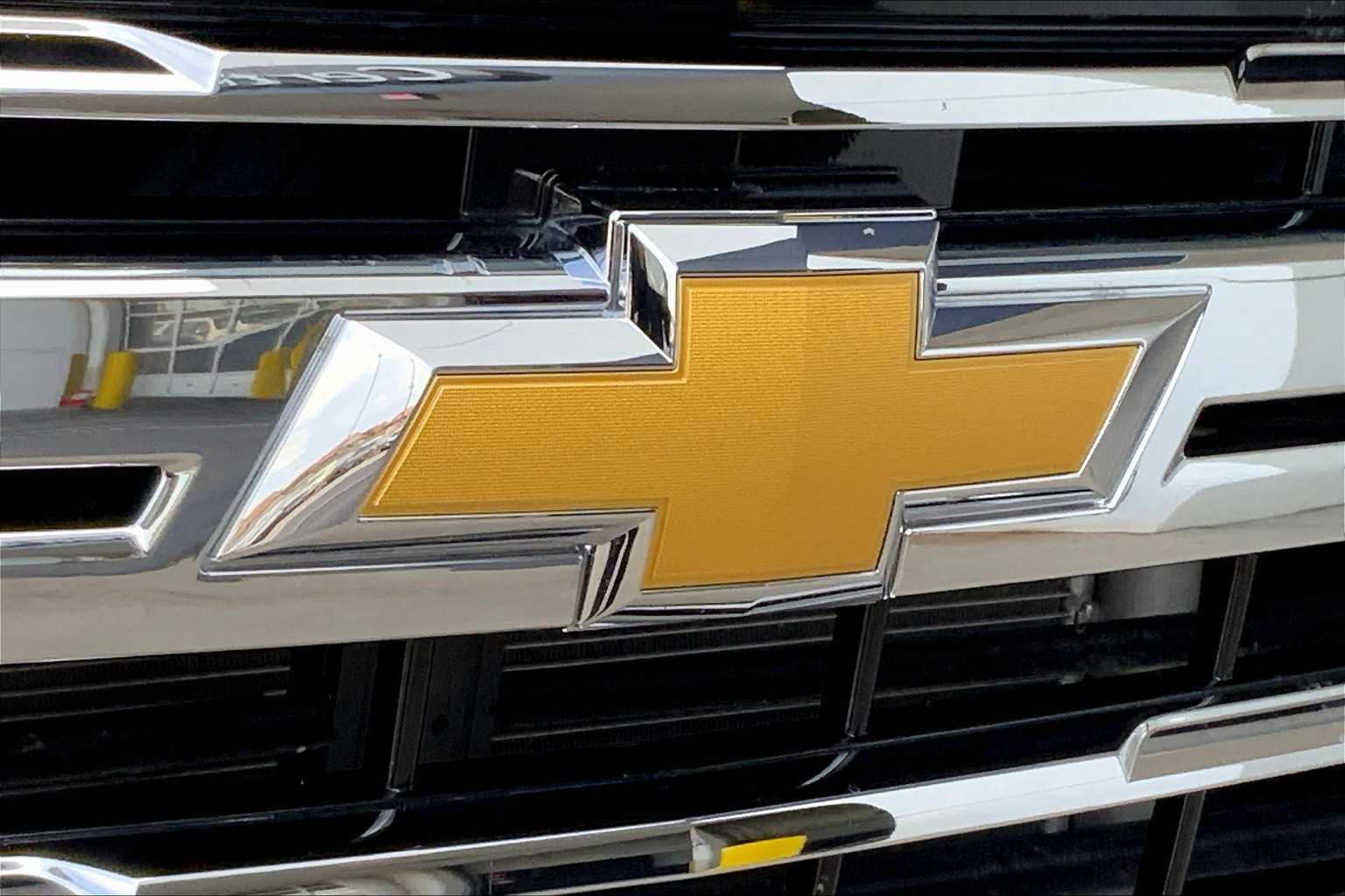 2024 Chevrolet Silverado 2500HD LTZ photo 28