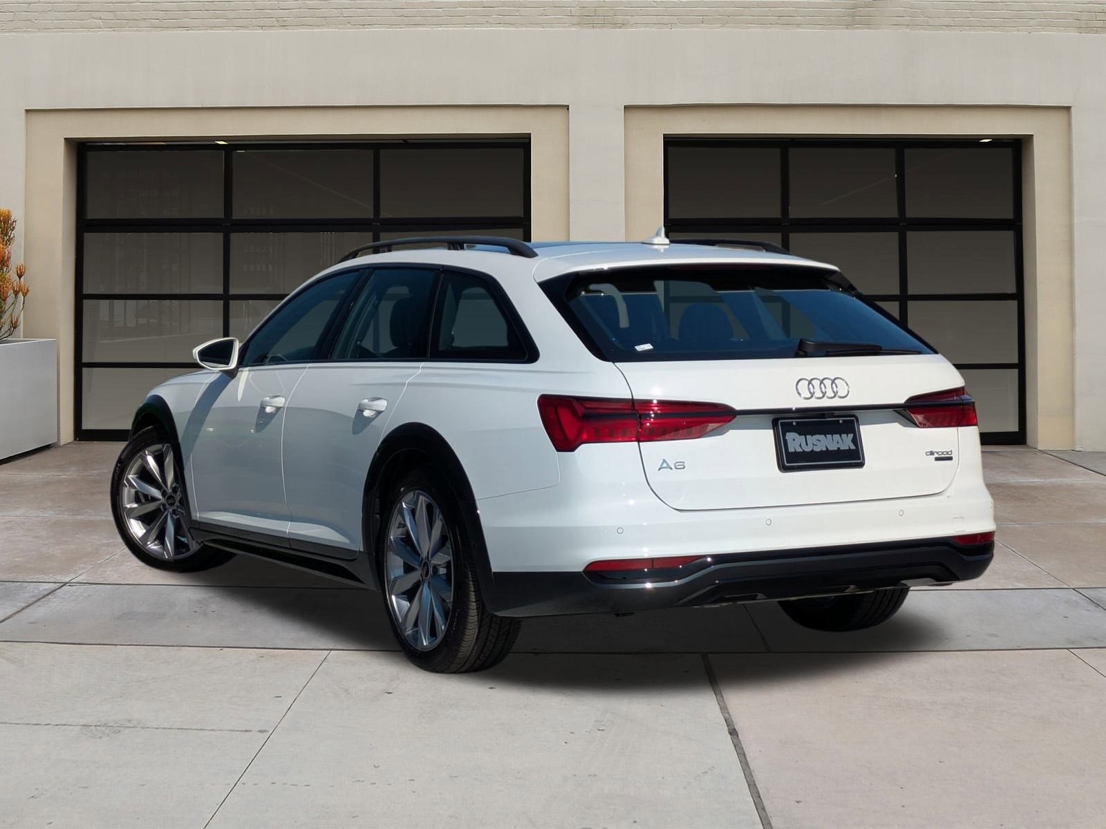 2025 Audi A6 Allroad Premium Plus Quattro photo 2