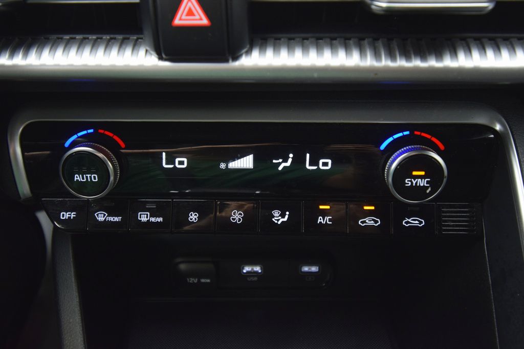 2023 Kia K5 GT-Line photo 26