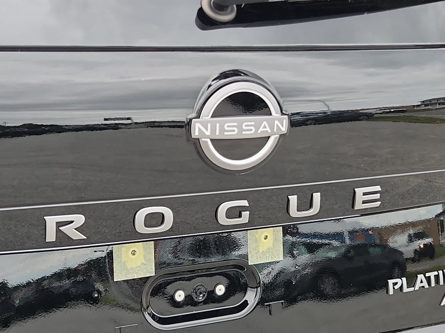 2026 Nissan Rogue Platinum photo 13