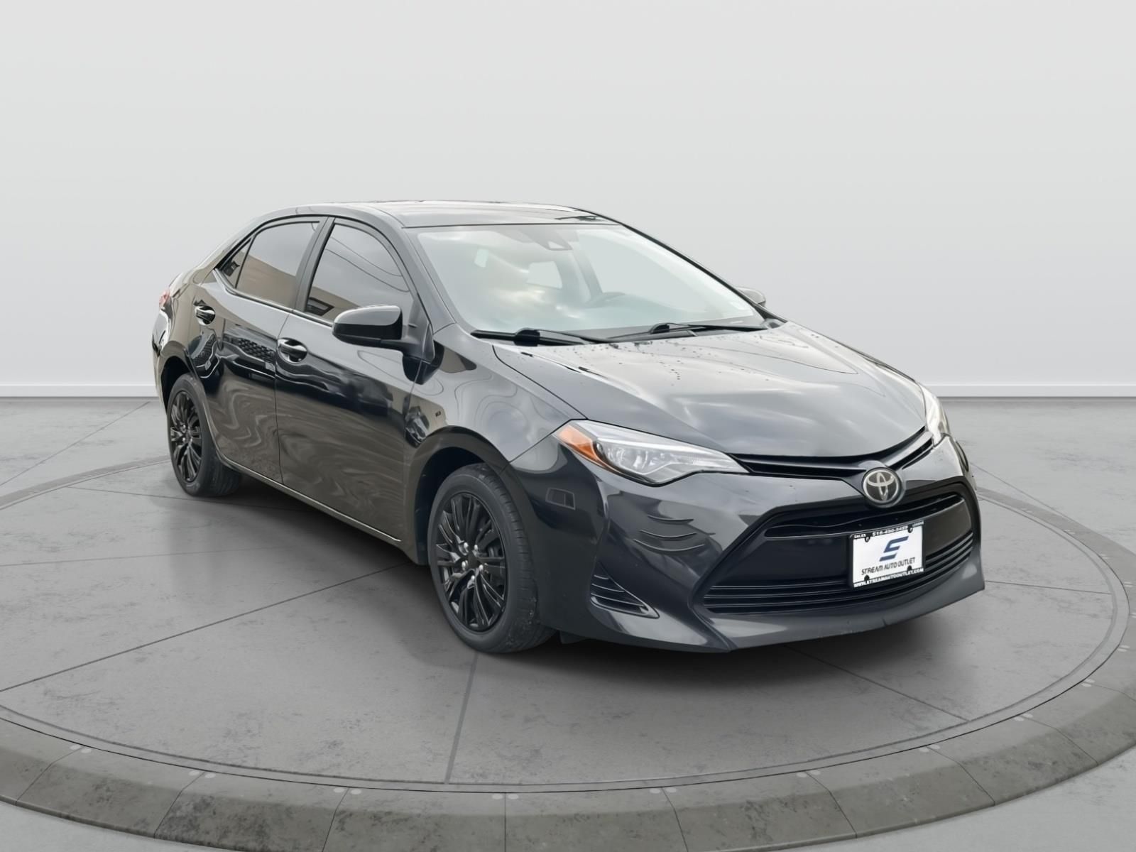 2018 Toyota Corolla LE's photo