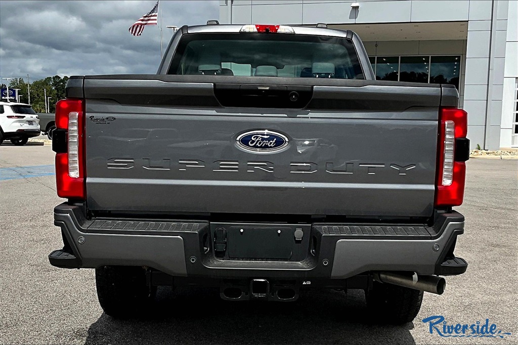 2024 Ford F-250 photo 5