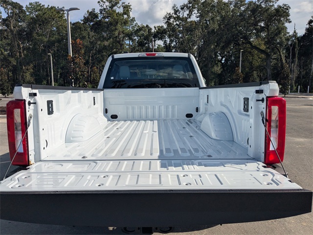 2026 Ford F-350 photo 12