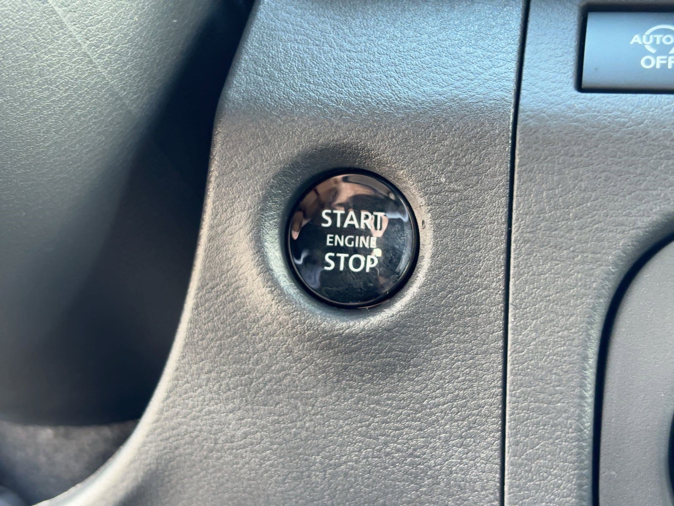 2026 Nissan Frontier SV photo 22