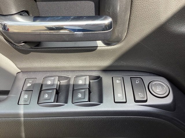 2024 Chevrolet Silverado 5500HD Work Truck photo 4