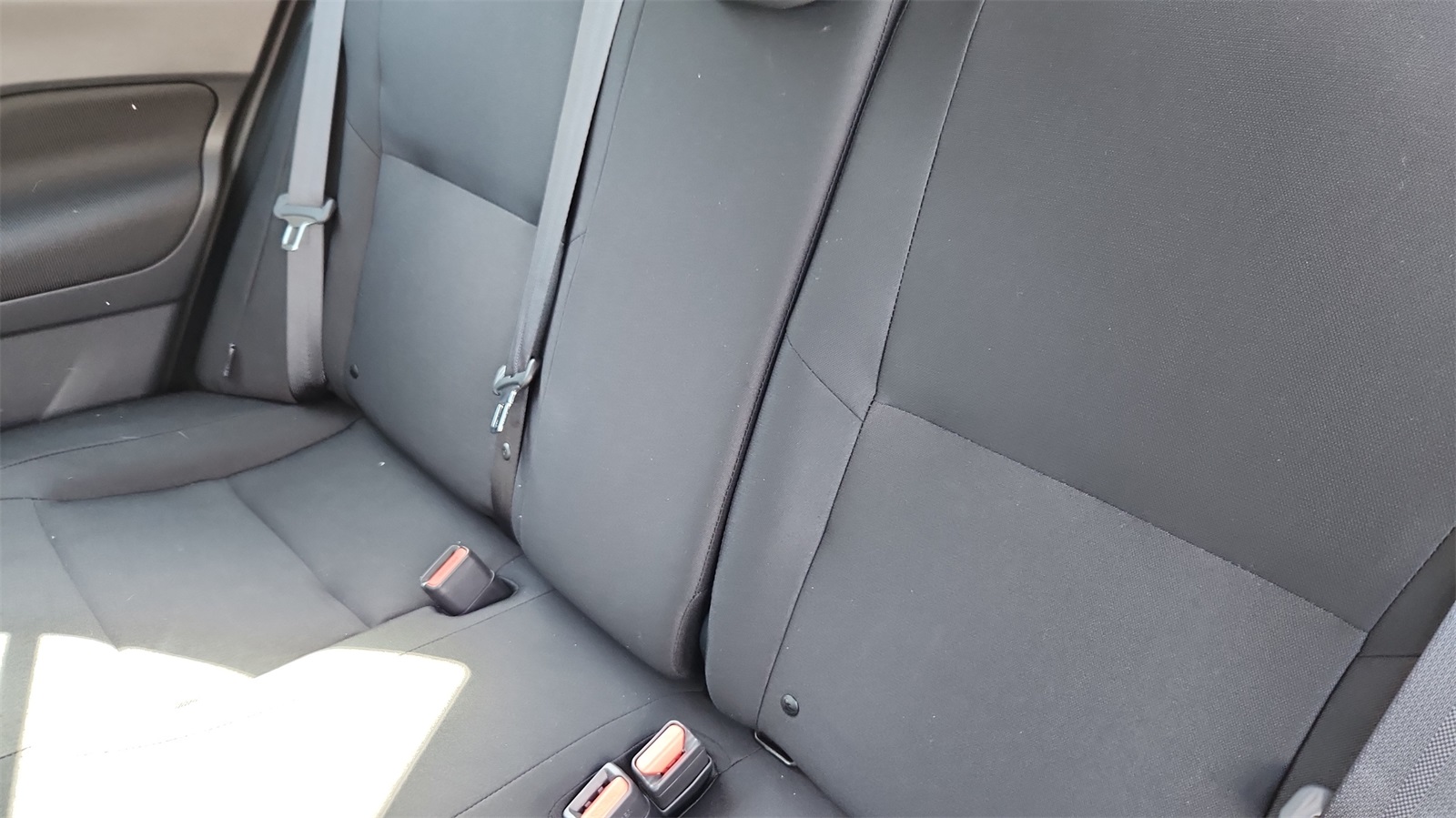 2025 Nissan Kicks Play S photo 16