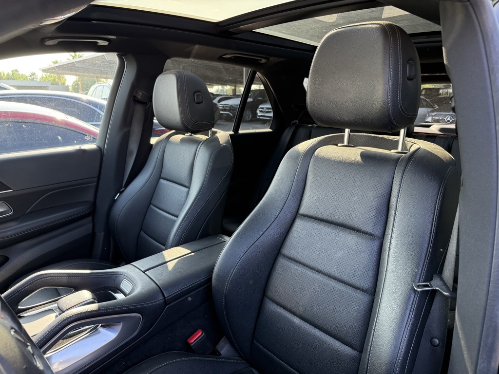 2021 Mercedes Benz GLE 350 4MATIC photo 4